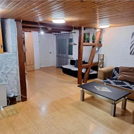 Cozy * غايزلينغن آن در اشتايغه